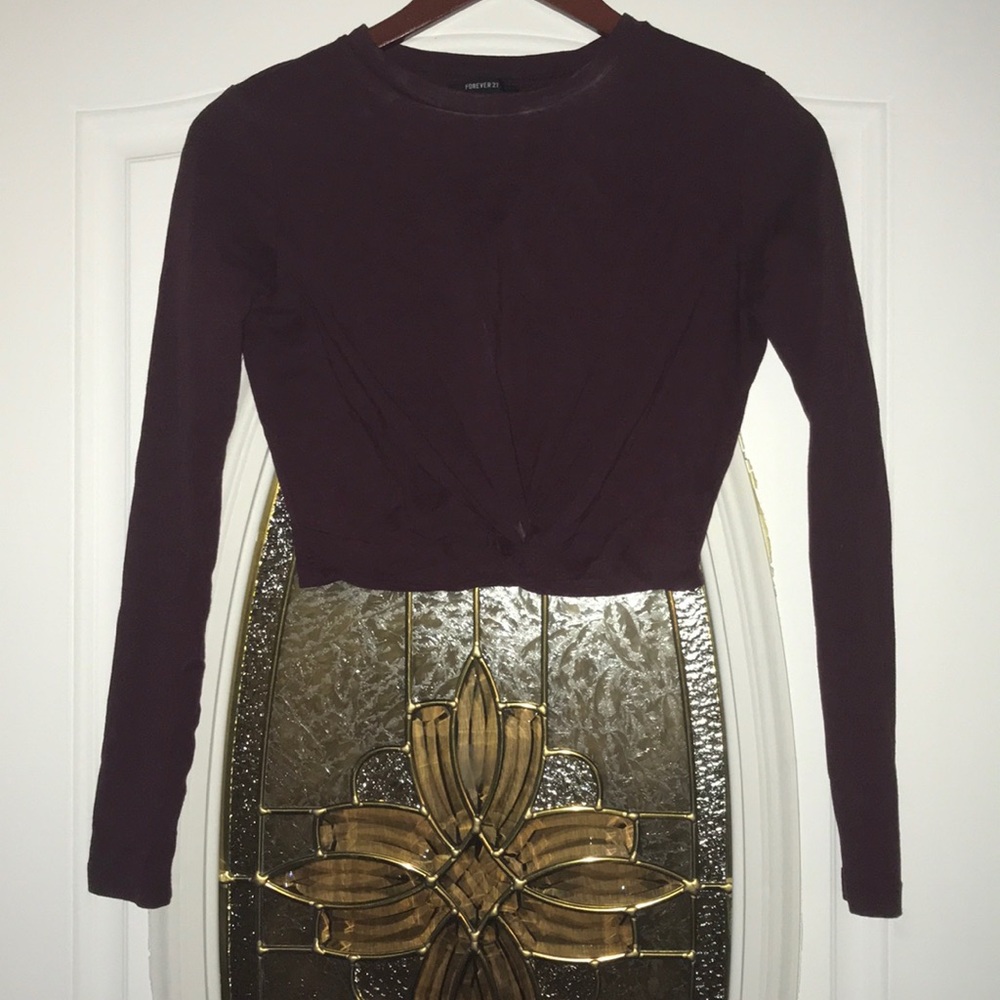 3 for $24 - Burgundy knot crop top